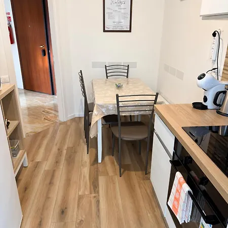 Melannie's 2 Daire *