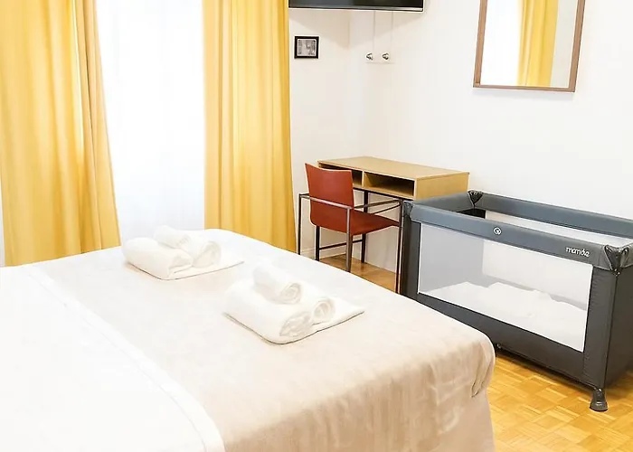 Melannie's 2 Апартаменты *