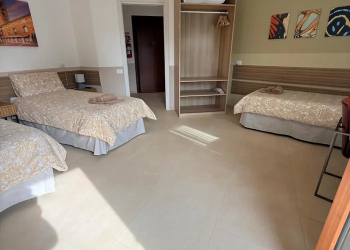 Апартаменты Melannie's 2