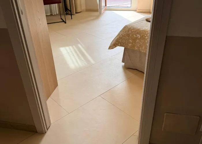 Апартаменты Melannie's 2 *